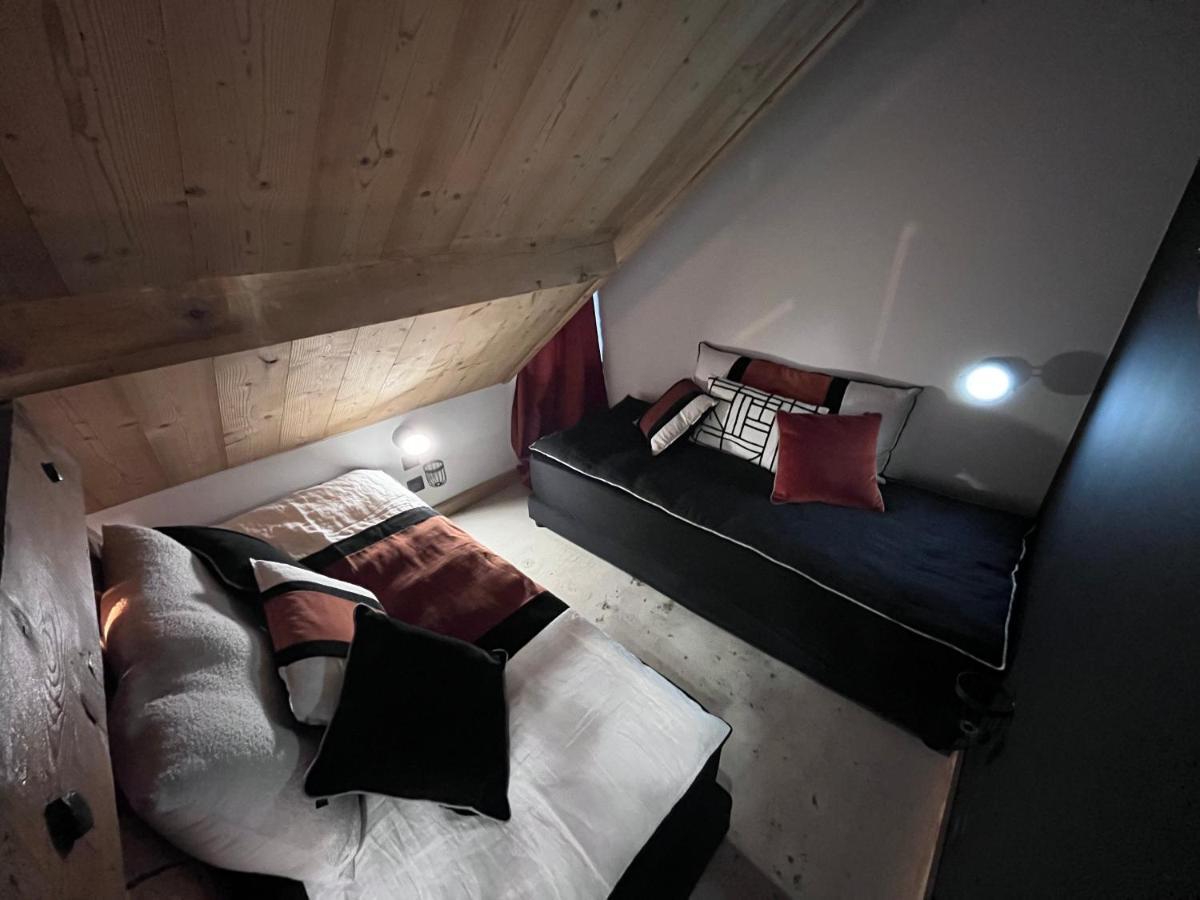 Bed and Breakfast Refuges Sous Les Toits Бур-Сен-Морис Экстерьер фото