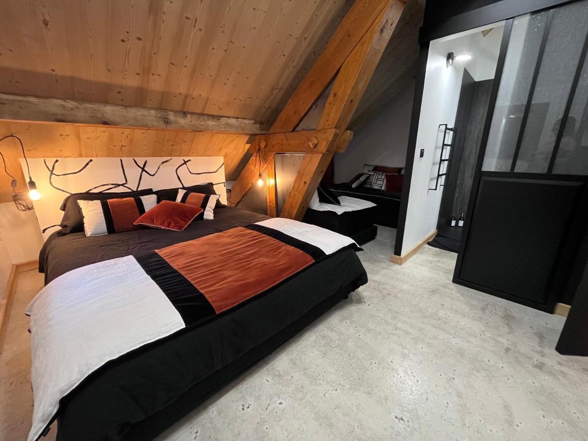 Bed and Breakfast Refuges Sous Les Toits Бур-Сен-Морис Экстерьер фото