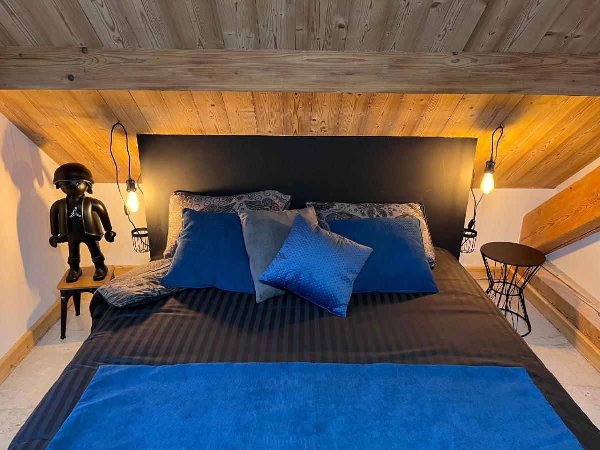 Bed and Breakfast Refuges Sous Les Toits Бур-Сен-Морис Экстерьер фото